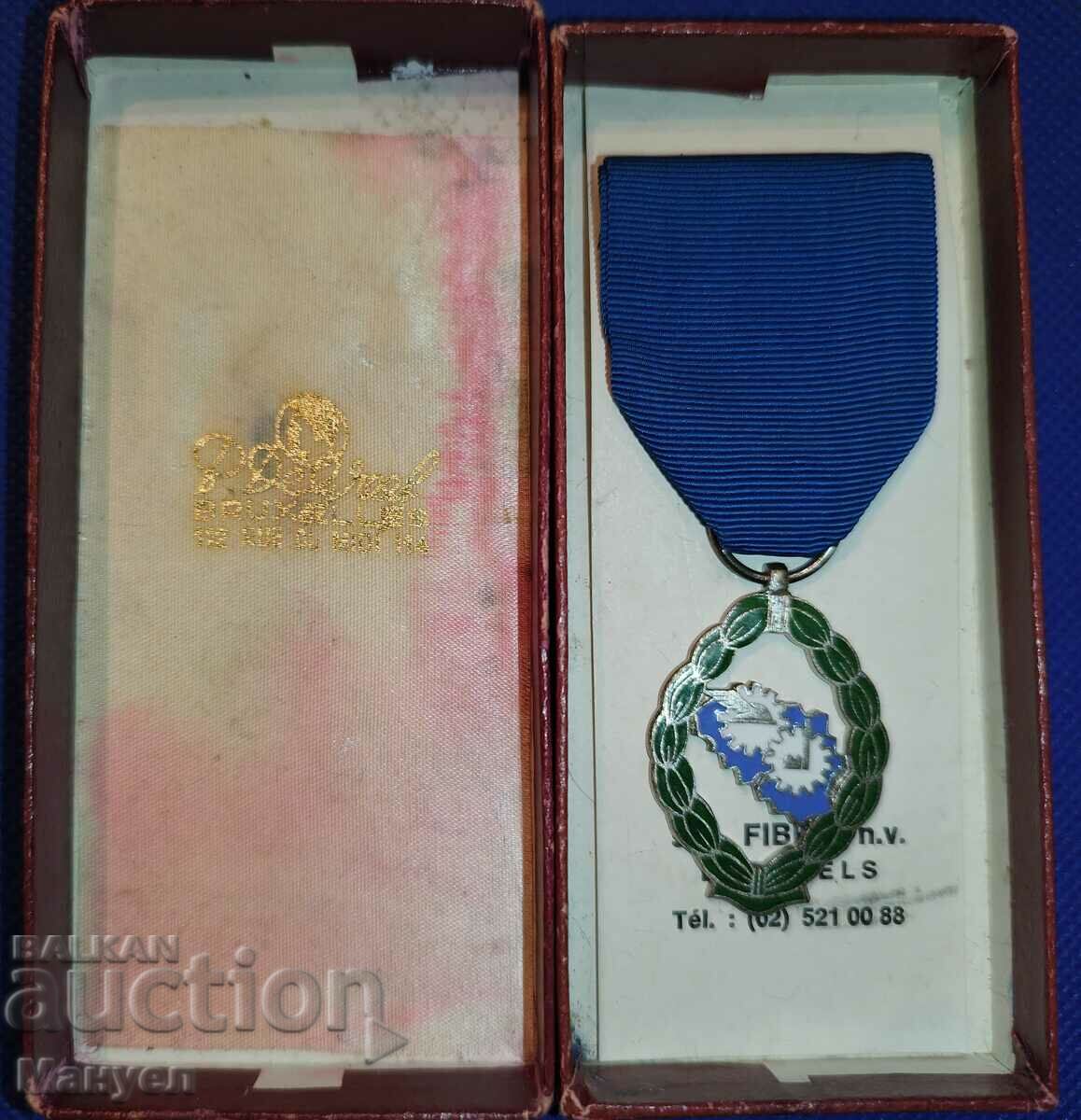 Unity Medal of Honor with Box.