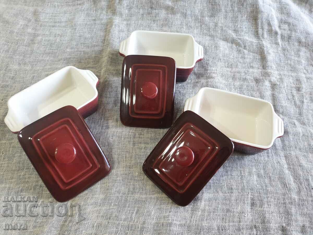 Παράδοση Τρία μικρά πιάτα τερίνα Lovecasa Stoneware Παράδοση Τρία μικρά πιάτα τερίνα Lovecasa Stoneware