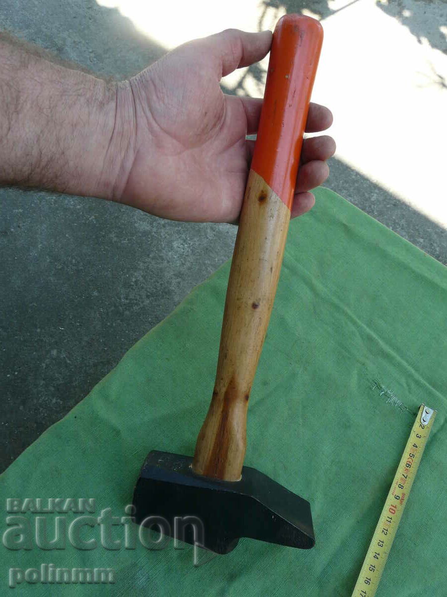 Παράδοση Ποιοτικό σφυρί MOB - 257 Παράδοση Ποιοτικό σφυρί MOB - 257