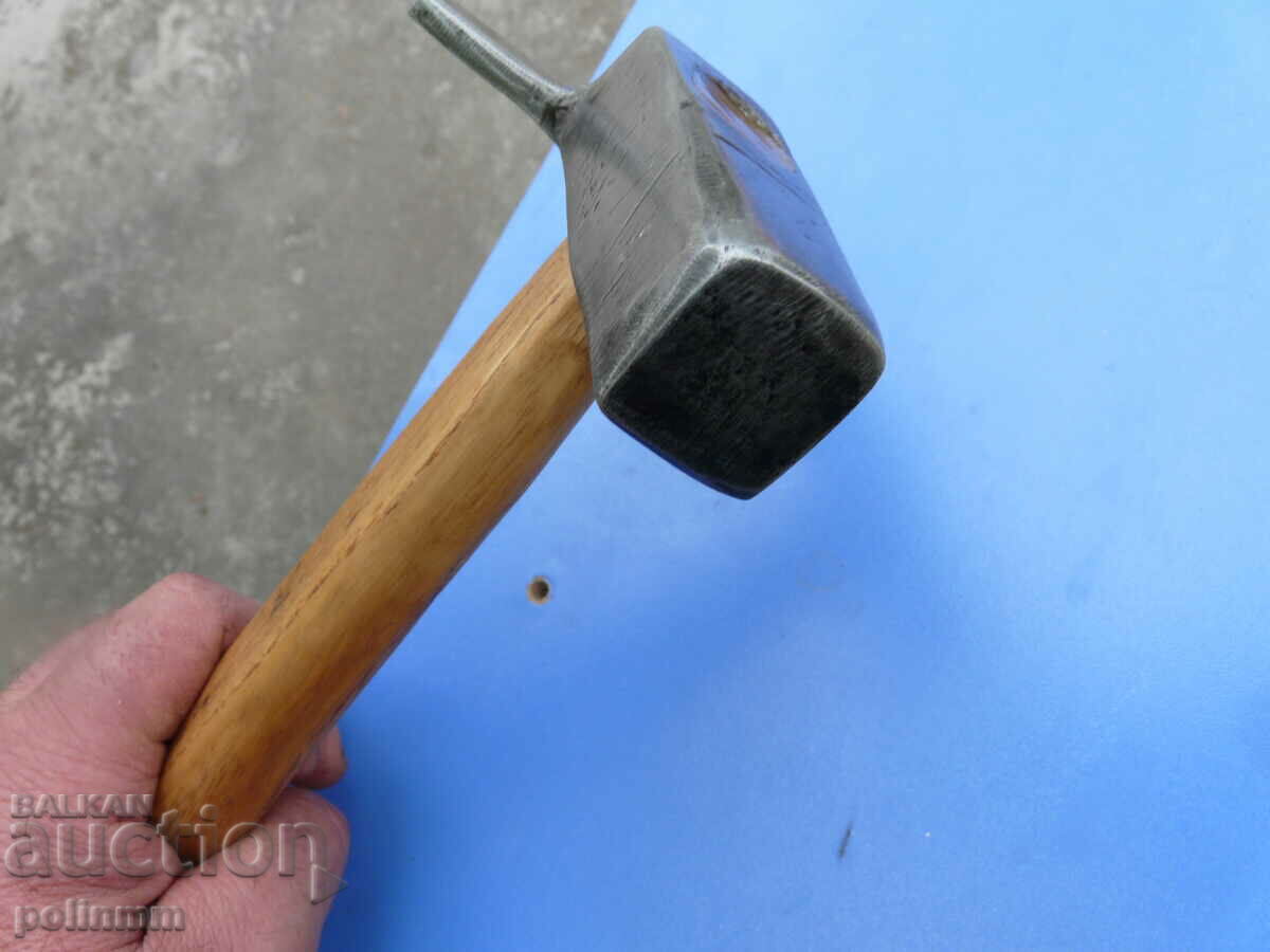 Δημοπρασία Προφίλ τσίγκινο σφυρί - 263 Δημοπρασία Προφίλ τσίγκινο σφυρί - 263