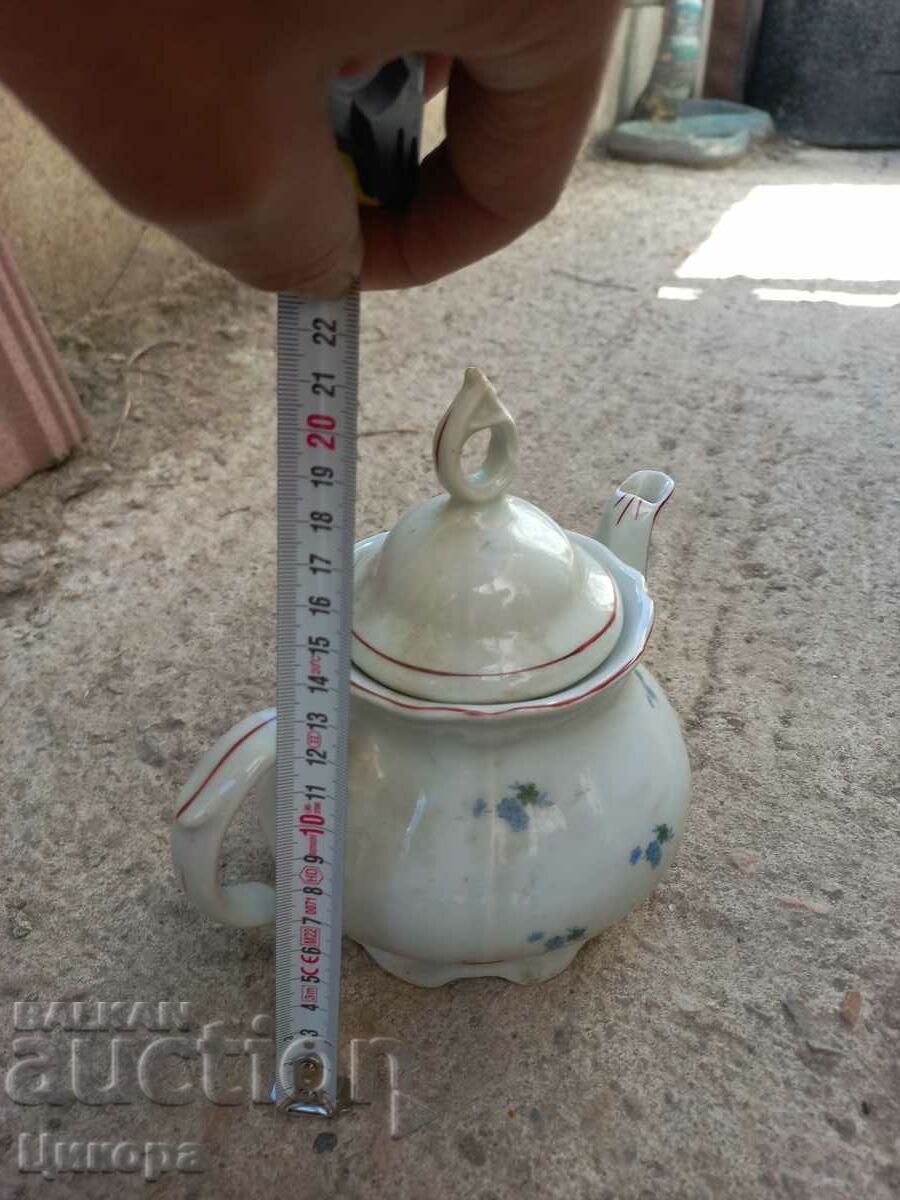 Delivery of BULGARIAN PORCELAIN BAROQUE KETTLE