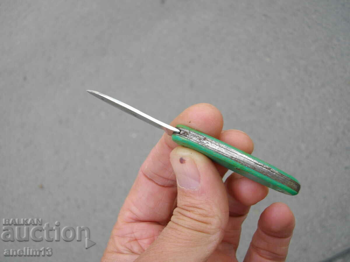 COLLECTIBLE MINI POCKET KNIFE - 5