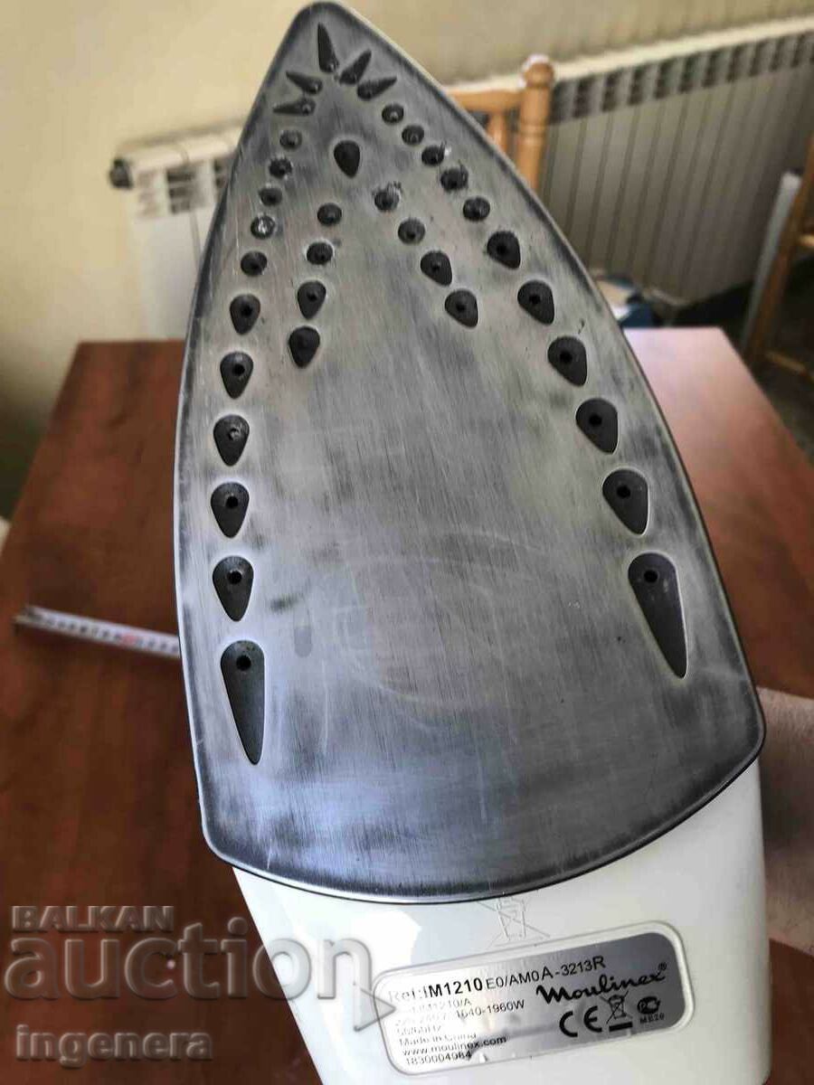 ELECTRIC IRON WORKS ALMOST NEW - 5 ELECTRIC IRON WORKS ALMOST NEW - 5