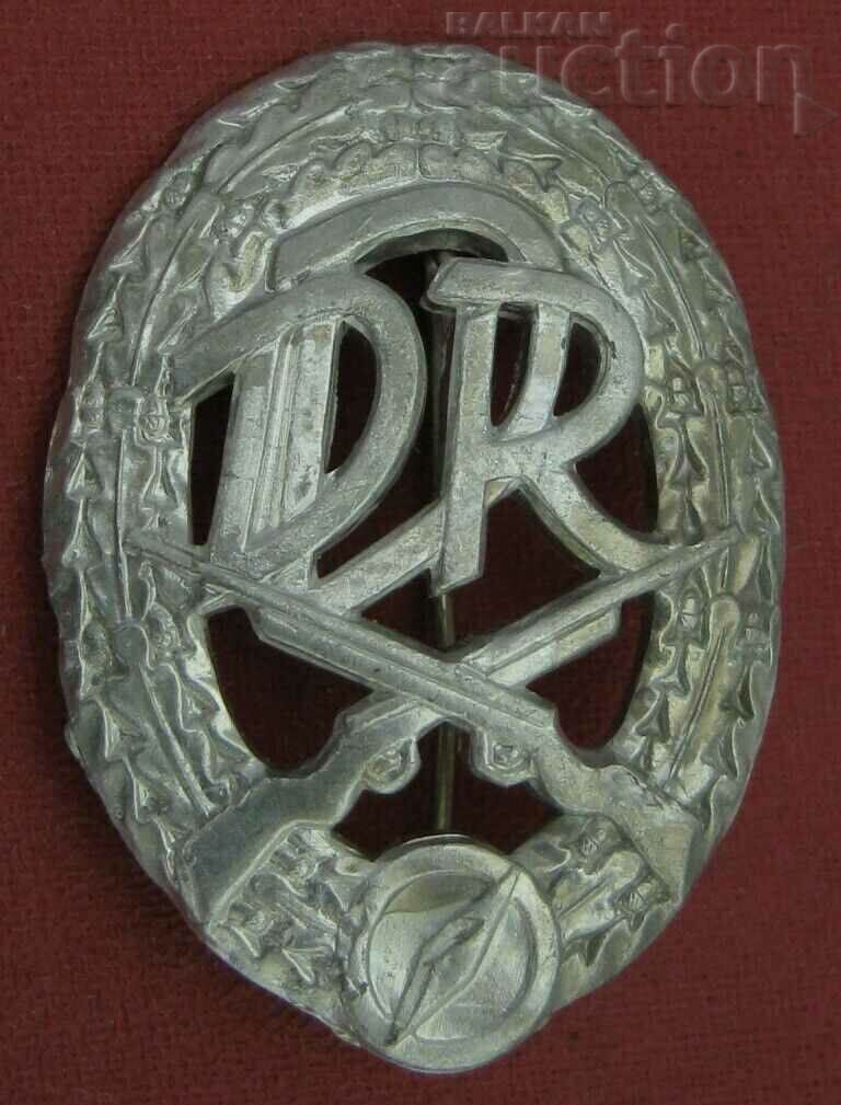 GDR GERMANY PEOPLE'S ARMY BADGE