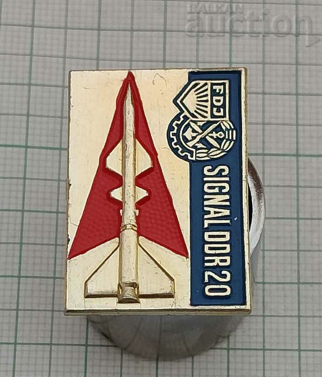 SIGNAL DDR 20 GDR MILITARY PROGRAM BADGE with price 20.00 BGN | € 10.23 SIGNAL DDR 20 GDR MILITARY PROGRAM BADGE with price 20.00 BGN | € 10.23
