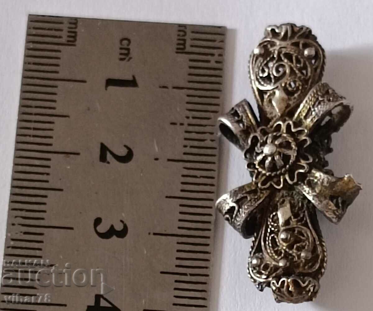 Аукцион Част от сребърен накит