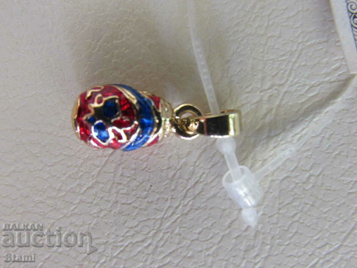 Delivery of Fine women's Fabergé Egg pendant necklace, new