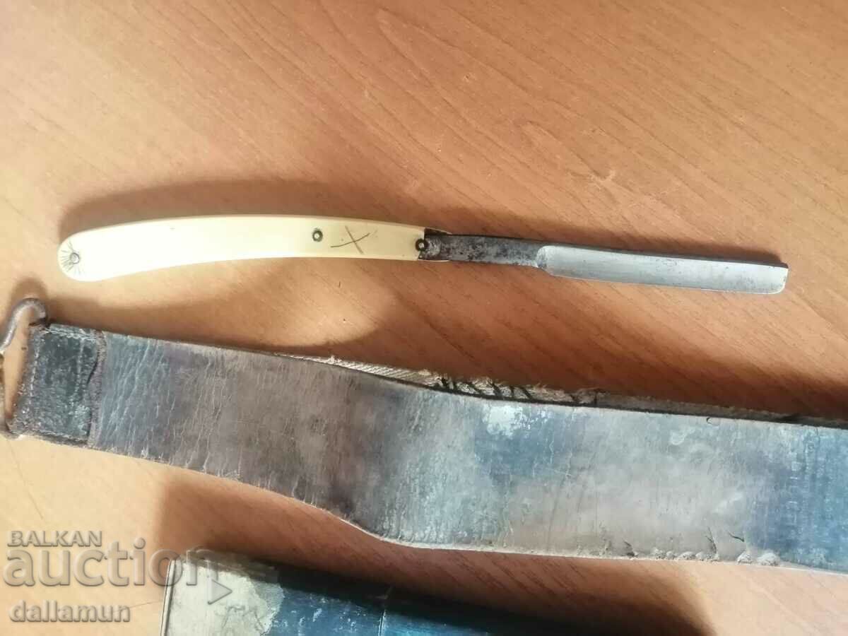 vintage συλλεκτικό ξυράφι πούμα με ζώνη και θήκη με τιμή 99.00 BGN | € 50.62 vintage συλλεκτικό ξυράφι πούμα με ζώνη και θήκη με τιμή 99.00 BGN | € 50.62