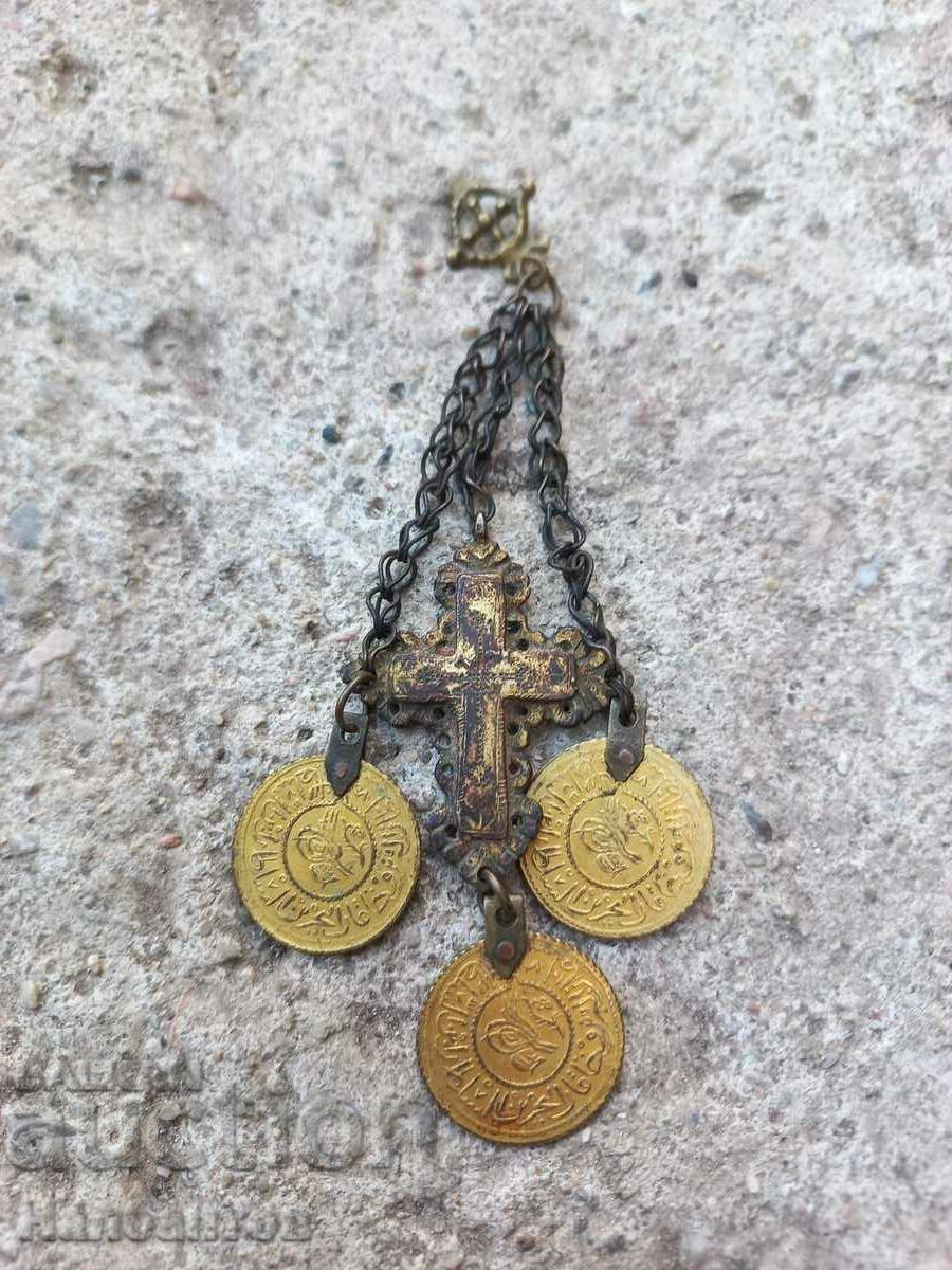 OLD RENAISSANCE JEWELRY CROSS WEAR