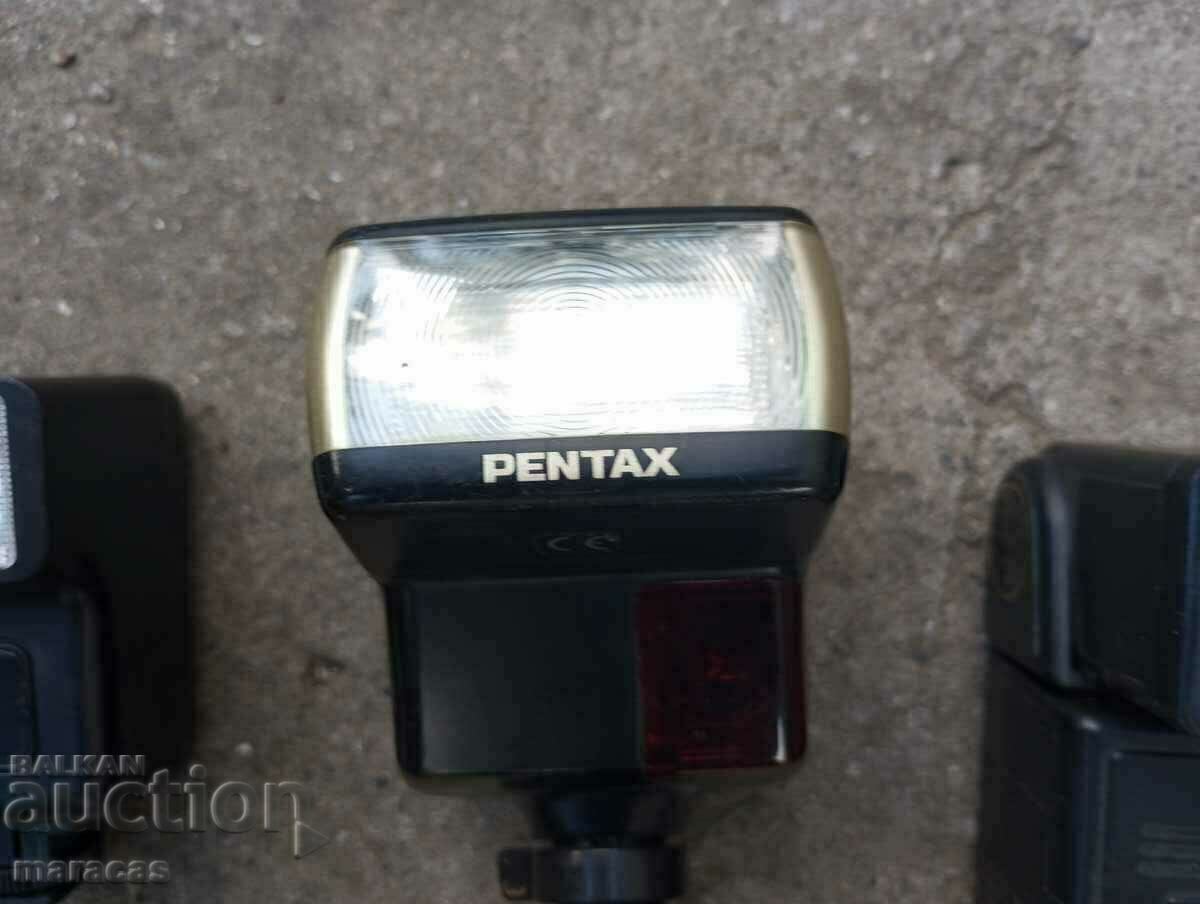 Flashes for cameras with price 36.00 BGN | € 18.41 Flashes for cameras with price 36.00 BGN | € 18.41