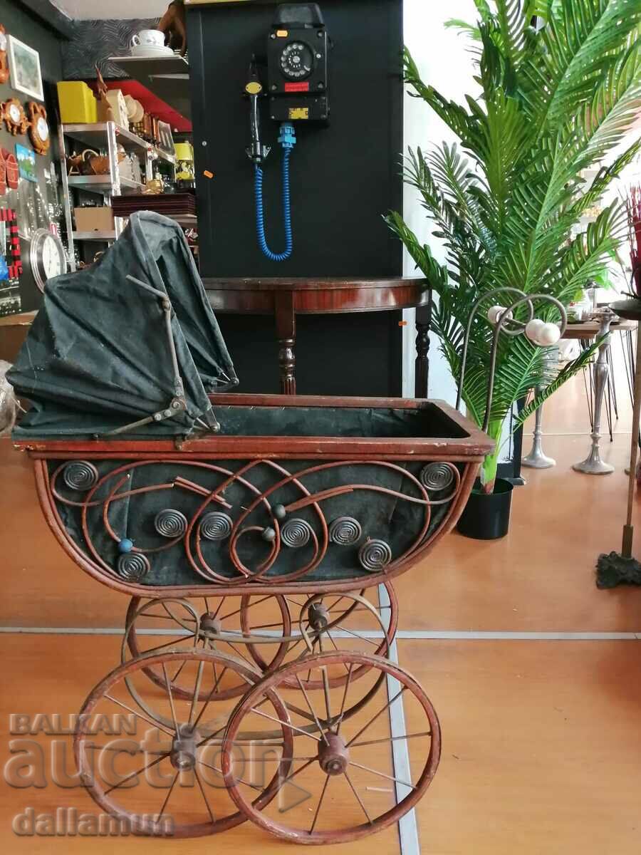 συλλεκτικό καρότσι για κούκλες ή μωρό 90/70/30 cm με τιμή 140.00 BGN | € 71.58 συλλεκτικό καρότσι για κούκλες ή μωρό 90/70/30 cm με τιμή 140.00 BGN | € 71.58