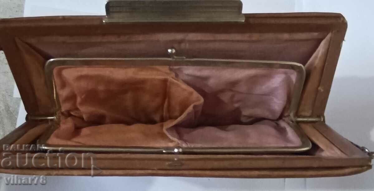 Old ladies leather bag - 5 Old ladies leather bag - 5