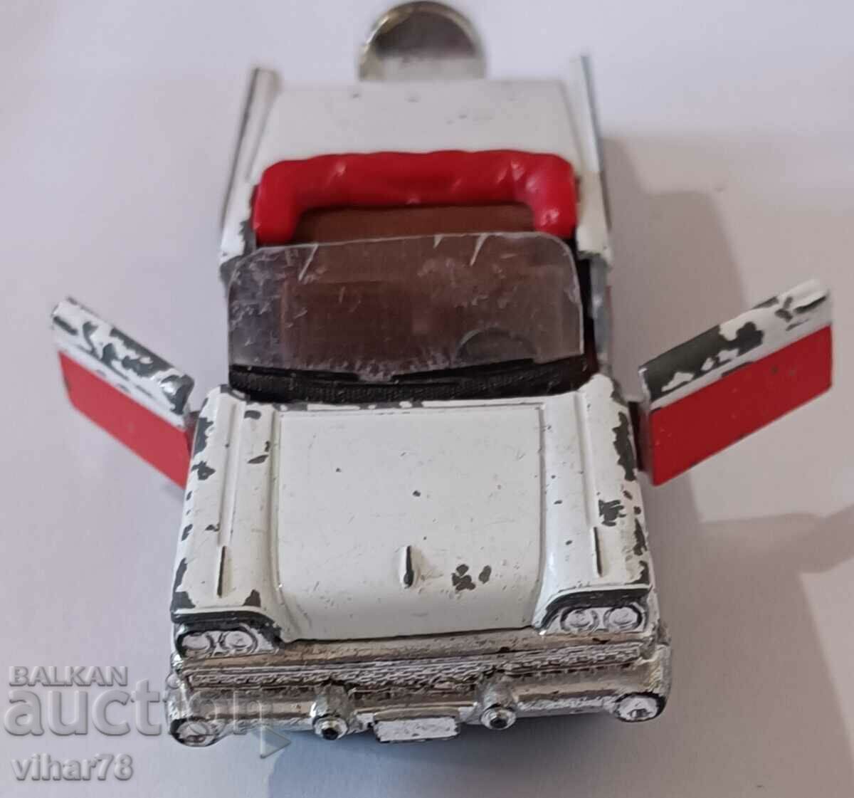 A metal cart - 5 A metal cart - 5