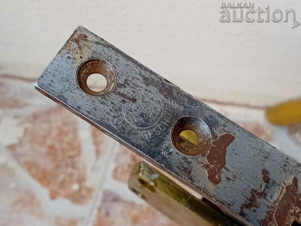 Delivery of antique city bronze lock with key Delivery of antique city bronze lock with key