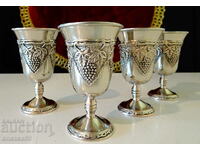 Cupe din cupru placate cu argint 4 buc., viță de vie, struguri.