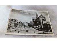 Carte poștală Haarlem Gr. Markt l-a întâlnit pe St. Bavo 1946