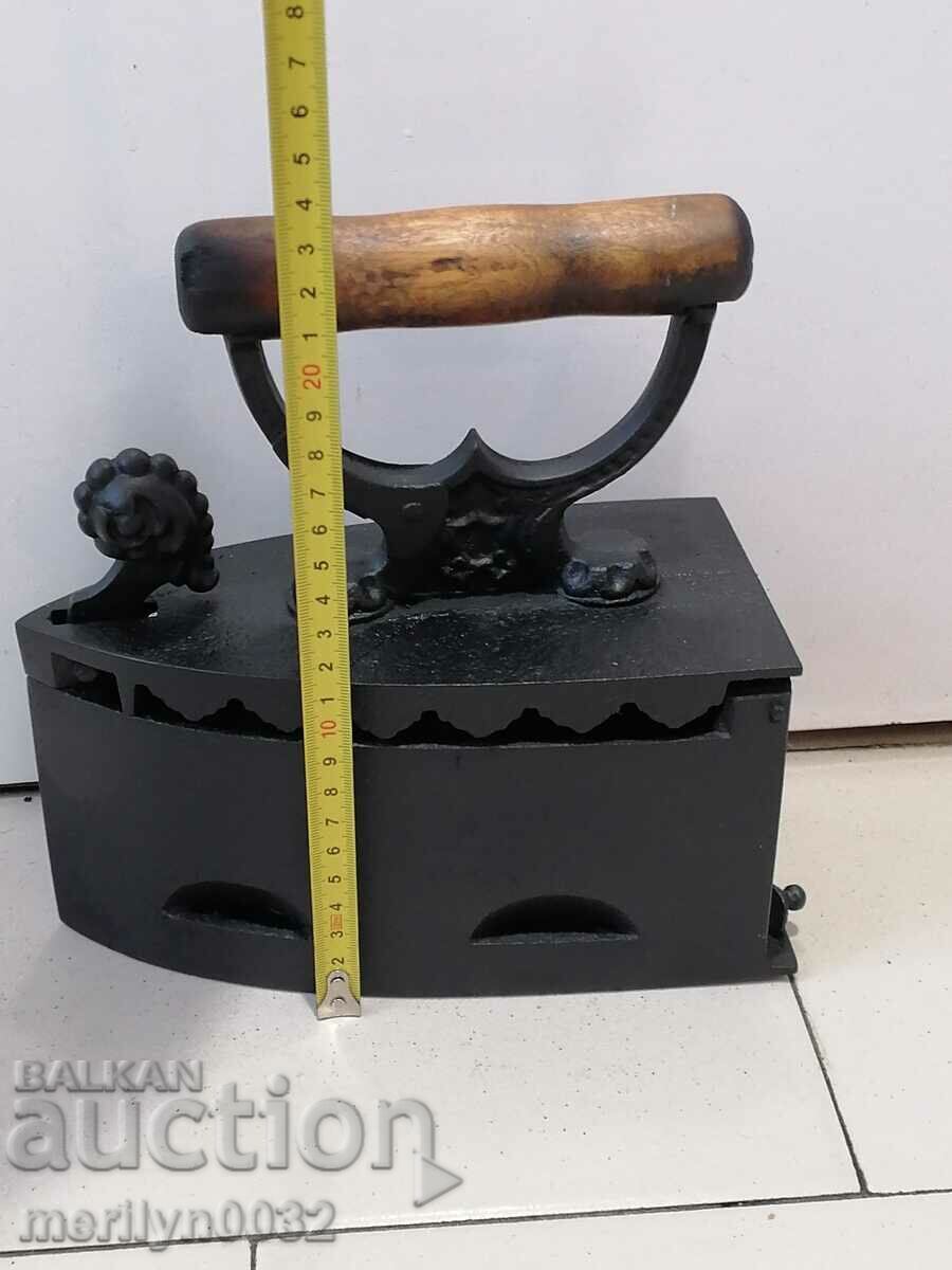 Delivery of An old iron on fire