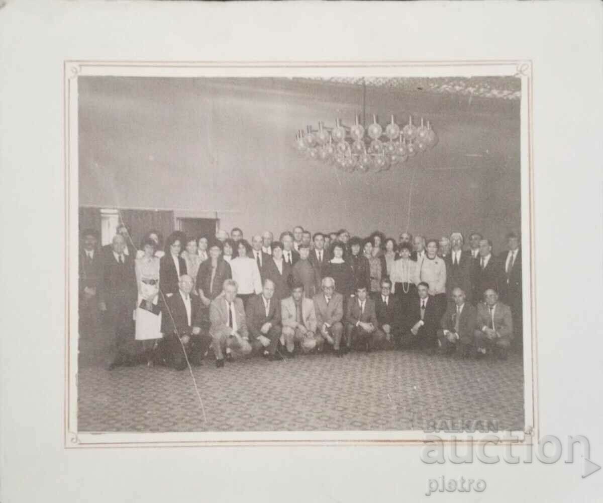Βουλγαρία Παλιό χαρτόνι φωτογραφιών. Η πρώτη τάξη αποφοίτησης...