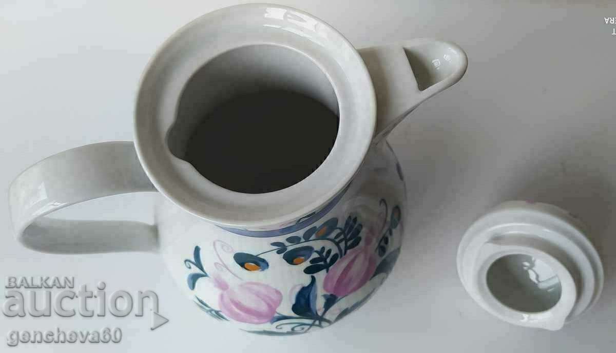 Delivery of Beautiful Seltmann Weiden/Bavaria jug and two glasses