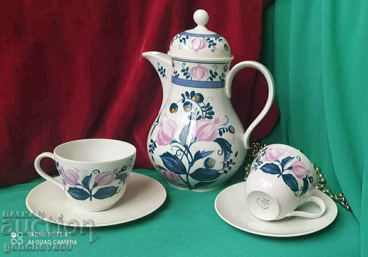 Beautiful Seltmann Weiden/Bavaria jug and two glasses Beautiful Seltmann Weiden/Bavaria jug and two glasses