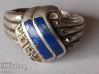 Ring with lapis lazuli.