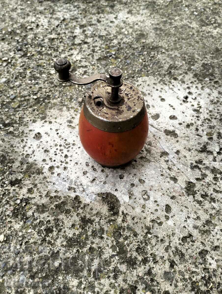 Old pepper mill