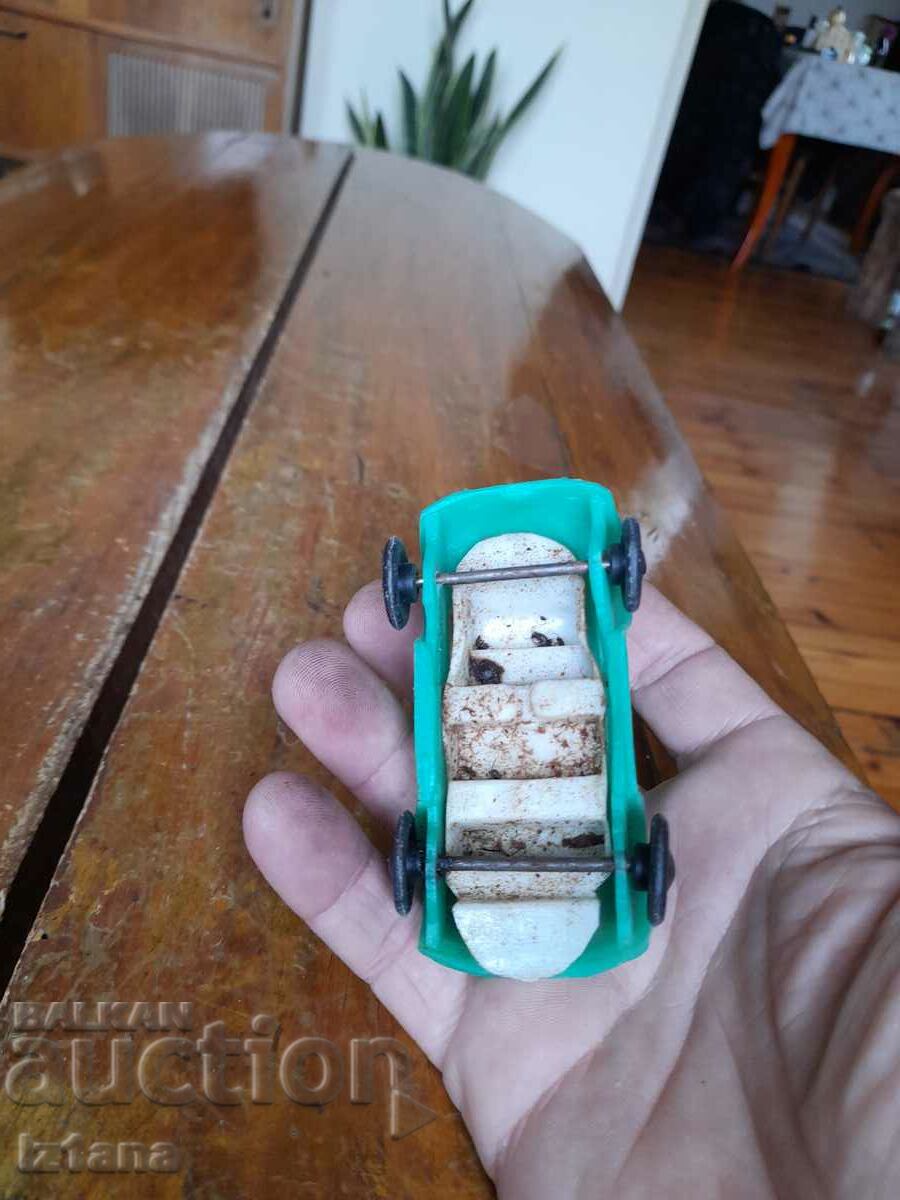 Old car, stroller - 6