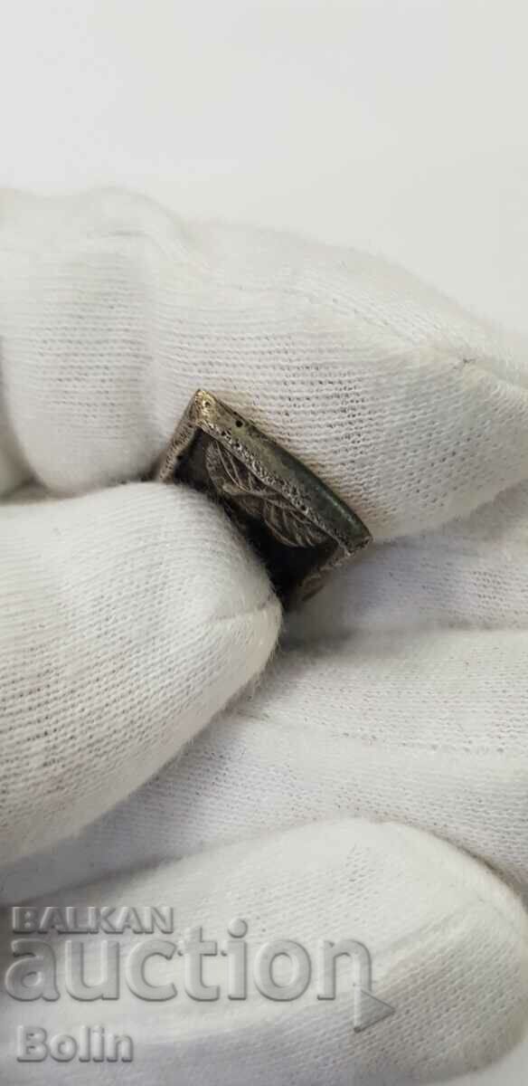 A rare early renaissance miniature icon, medallion - 19th century - 5