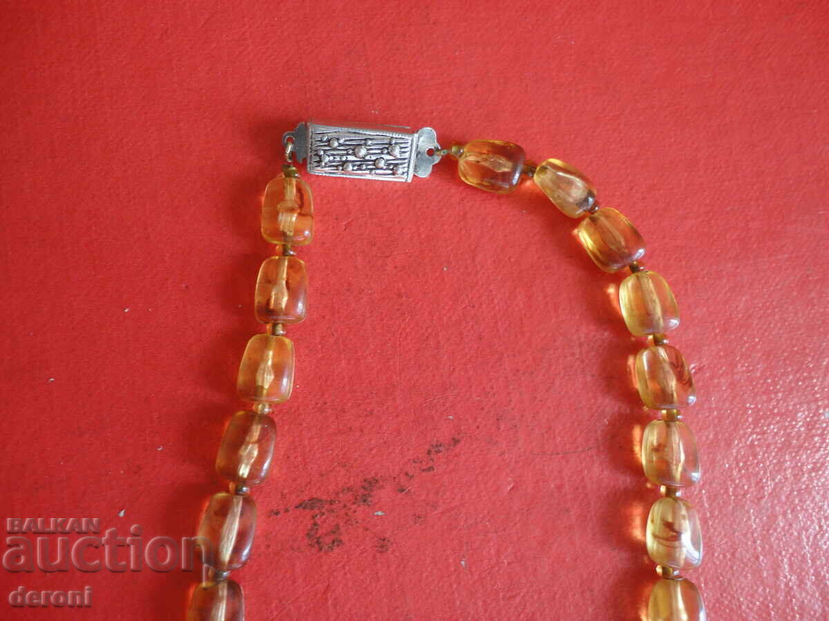 Delivery of Necklace necklace 30 Delivery of Necklace necklace 30