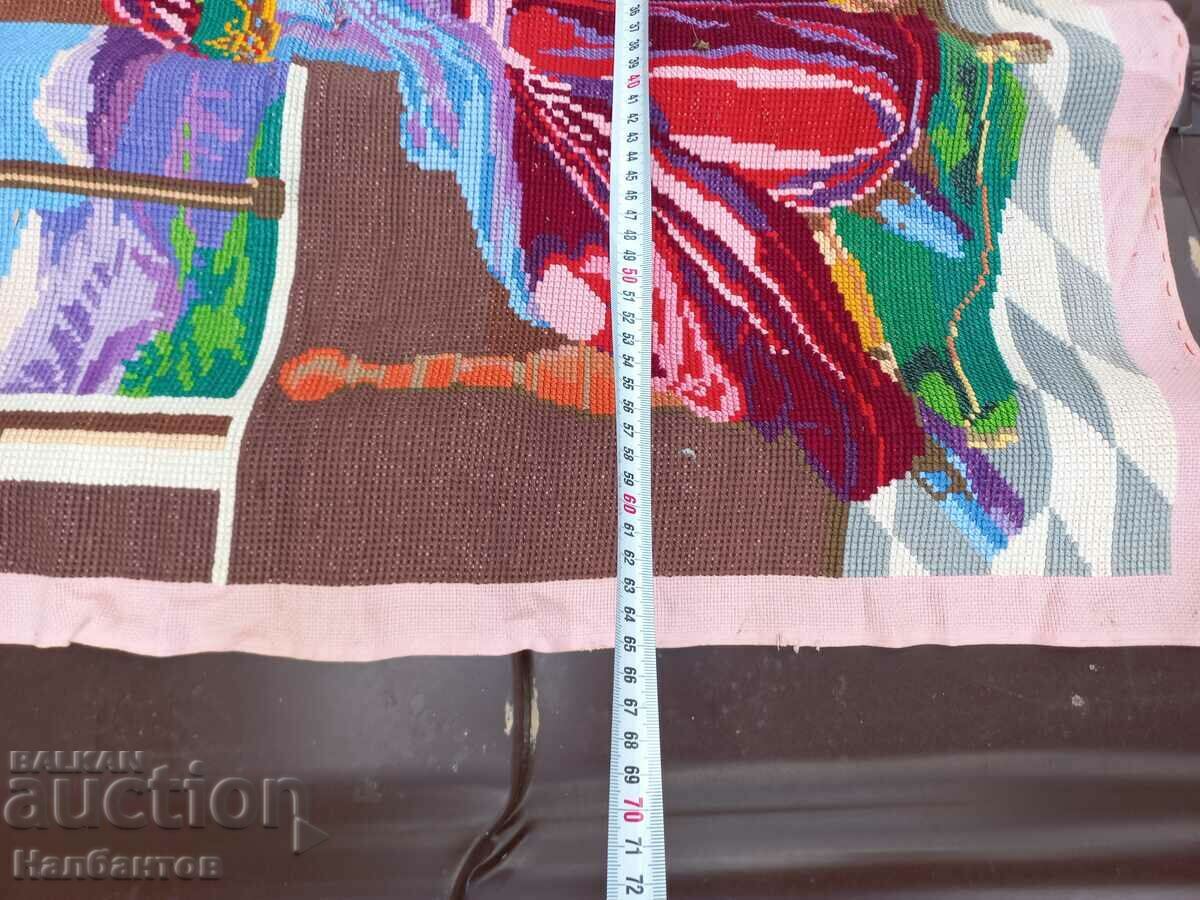 Livrarea TAPIERIE VECHE BRODAT MÂNĂ