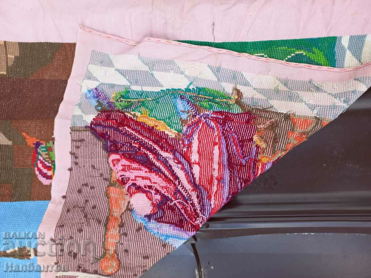 TAPIERIE VECHE BRODAT MÂNĂ - 5