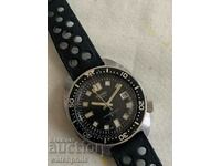 Seiko Diver 6105-8000 Men's Watch. Extremely rare