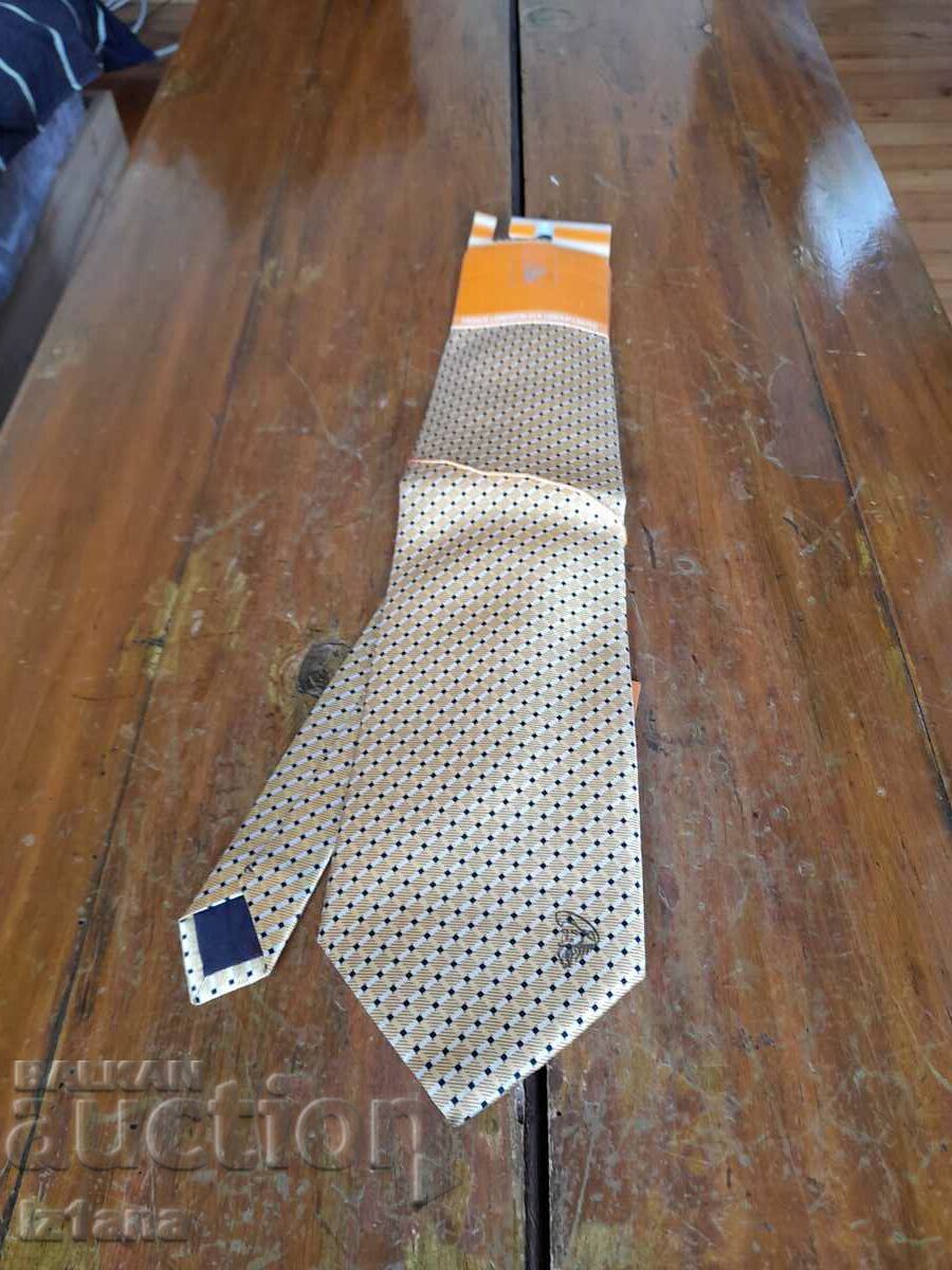 An old tie with price 22.00 BGN | € 11.25 An old tie with price 22.00 BGN | € 11.25
