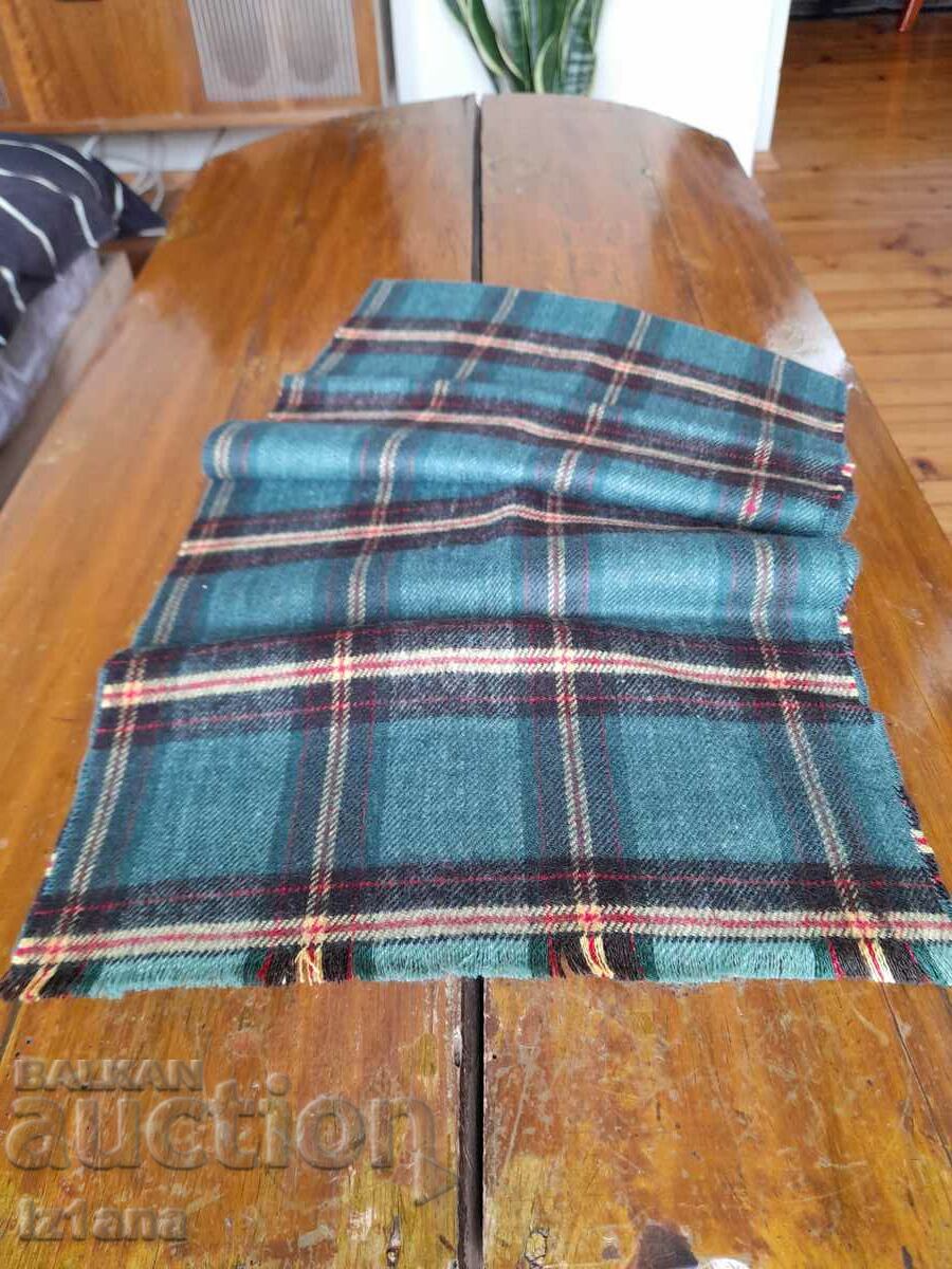 Delivery of Old scarf, scarf Delivery of Old scarf, scarf