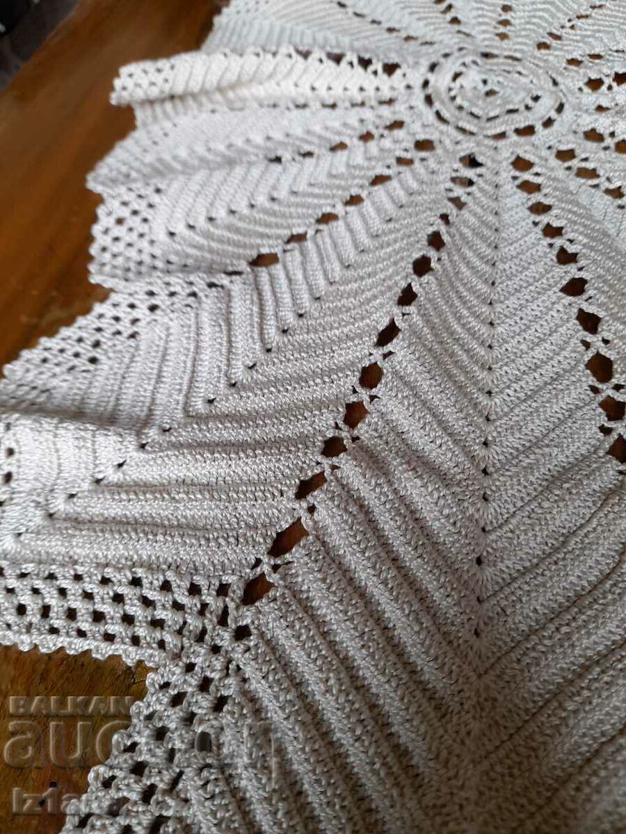 Old knitted tablecloth with price 22.00 BGN | € 11.25