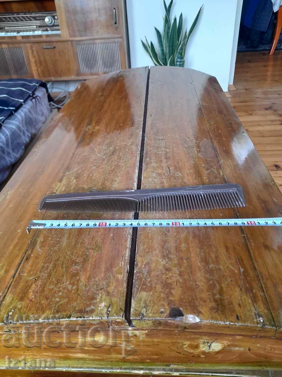 Old comb with price 11.00 BGN | € 5.62 Old comb with price 11.00 BGN | € 5.62