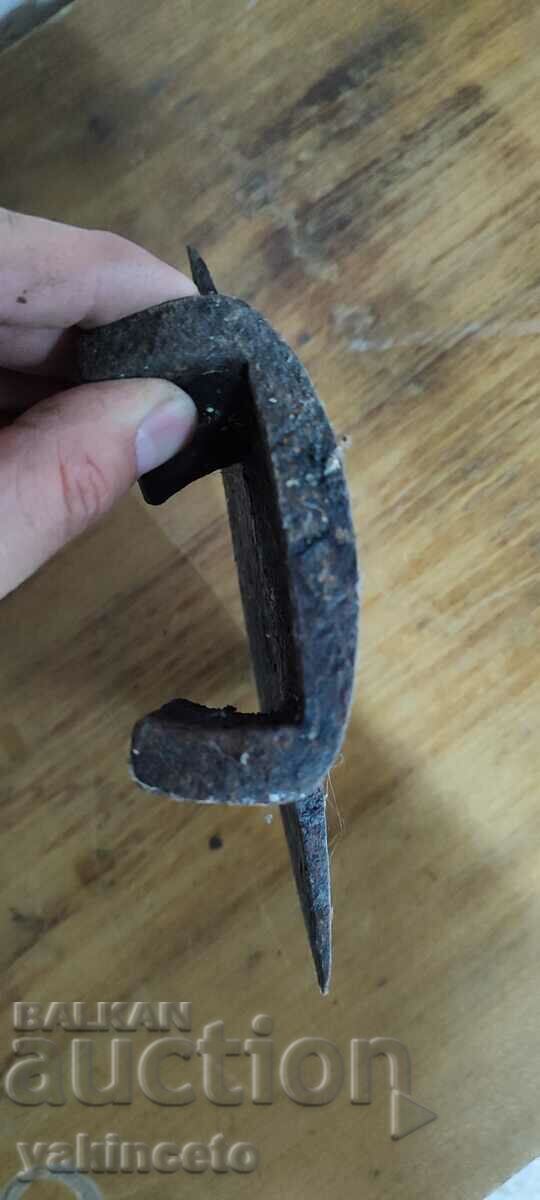 Old blade with price 30.00 BGN | € 15.34 Old blade with price 30.00 BGN | € 15.34
