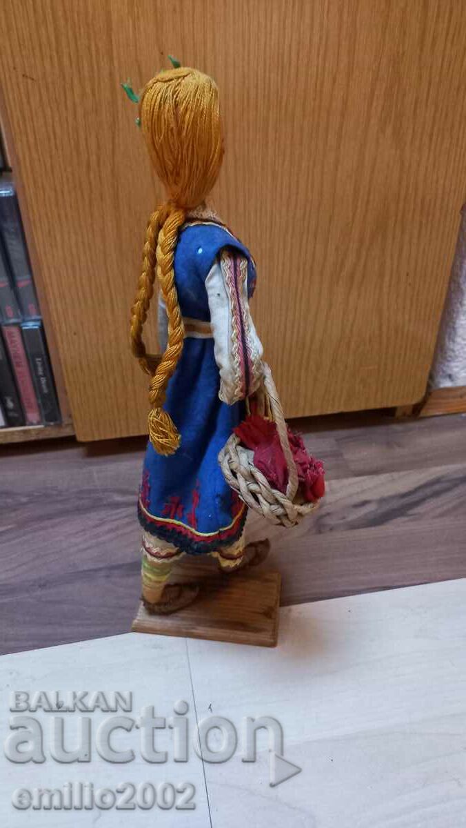 Doll souvenir rose picker retro social with price 9.00 BGN | € 4.60 Doll souvenir rose picker retro social with price 9.00 BGN | € 4.60