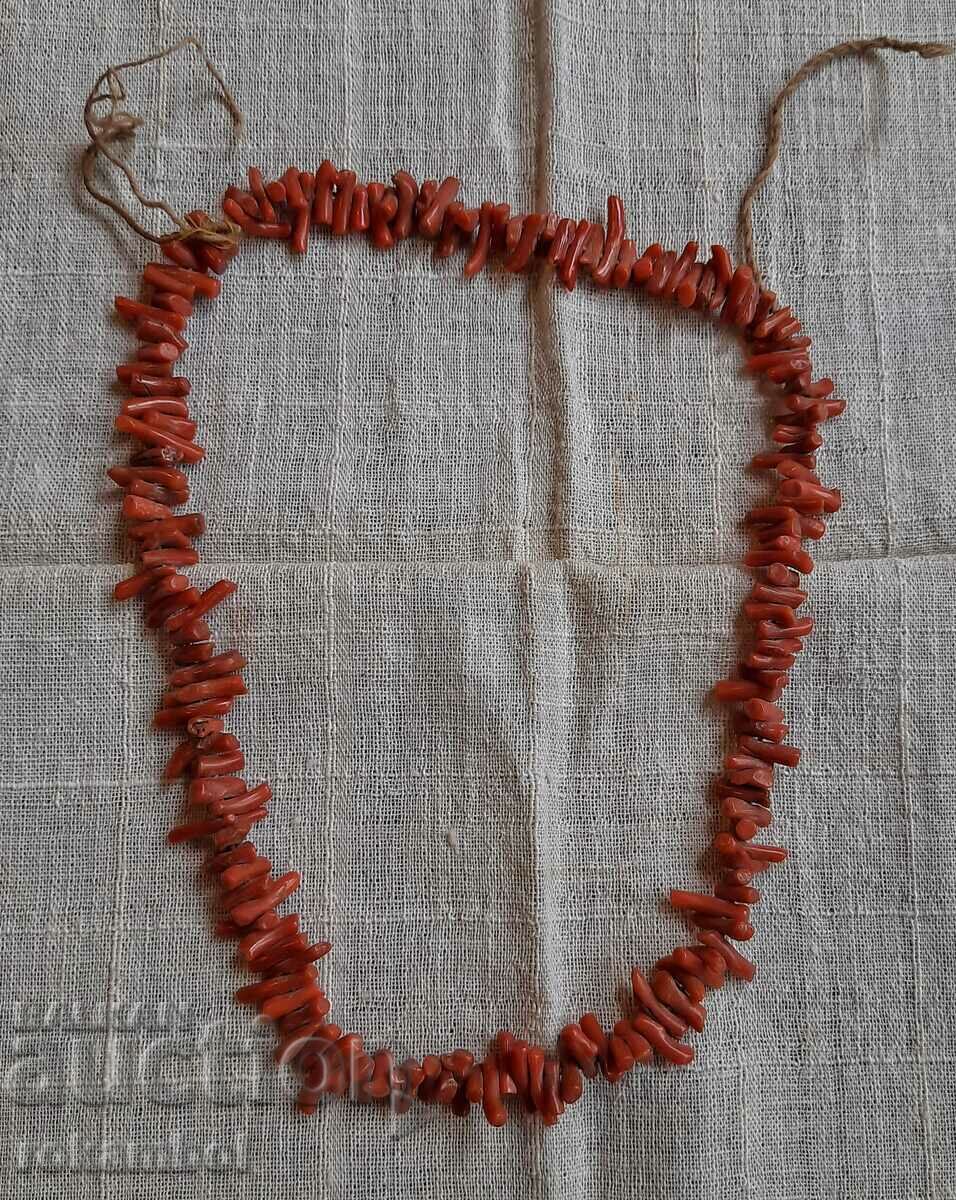 Renaissance jewelry made of natural red coral