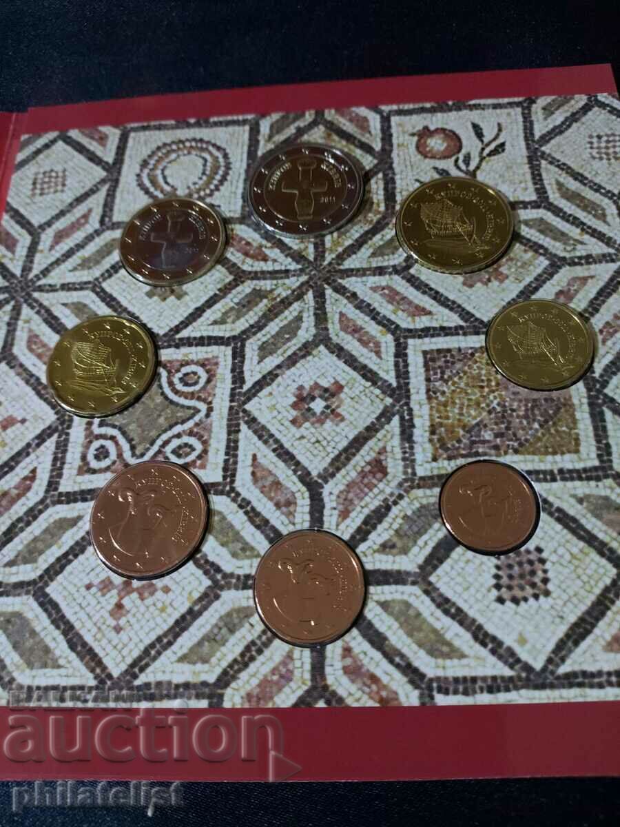 Auction  Cyprus 2011 - Complete bank euro set from 1 cent to 2 euros