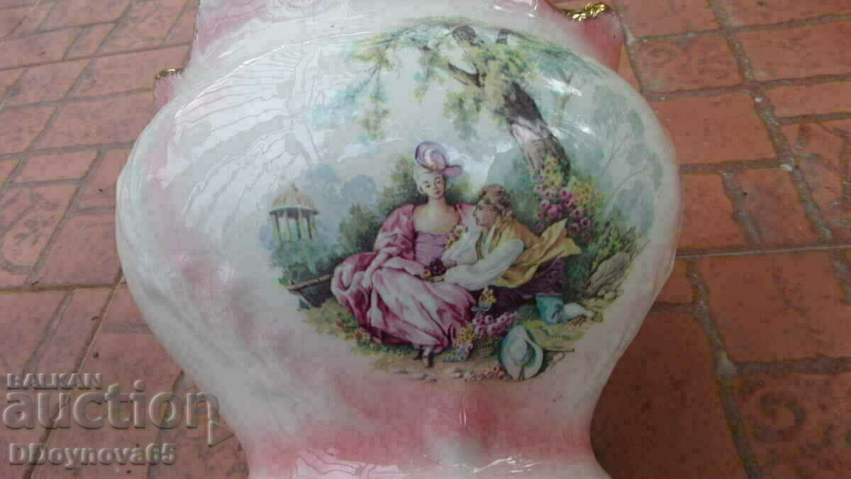 Auction Large porcelain flowerpot Auction Large porcelain flowerpot