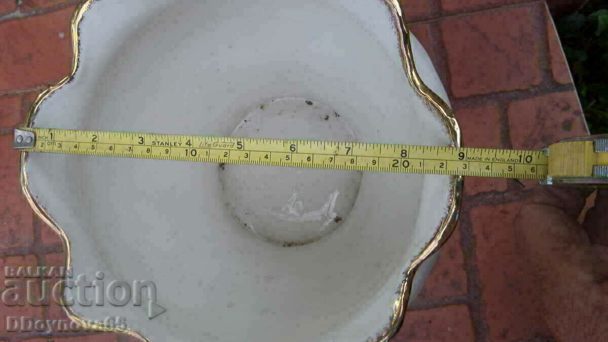 Large porcelain flowerpot - 6 Large porcelain flowerpot - 6