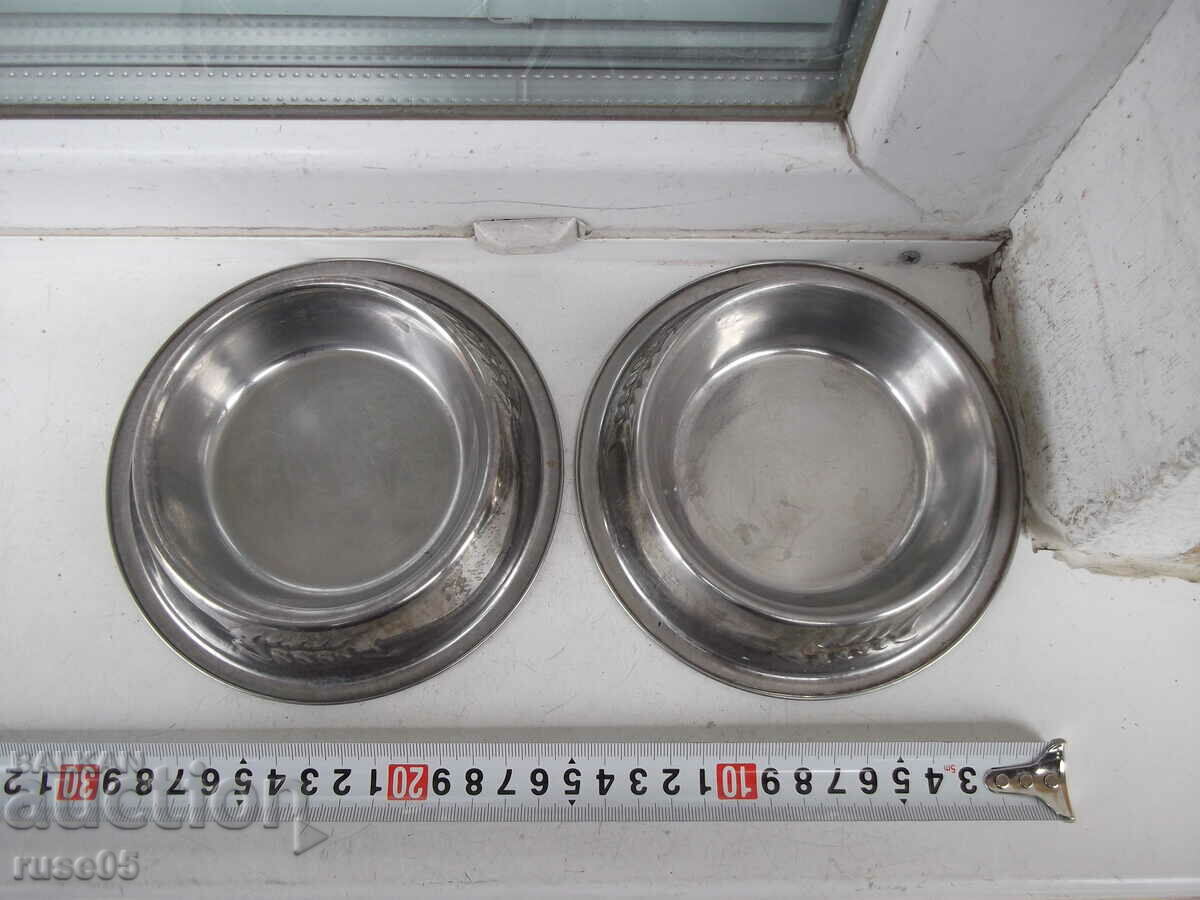 Lot of 2 pcs. animal food and water bowls with price 5.00 BGN | € 2.56