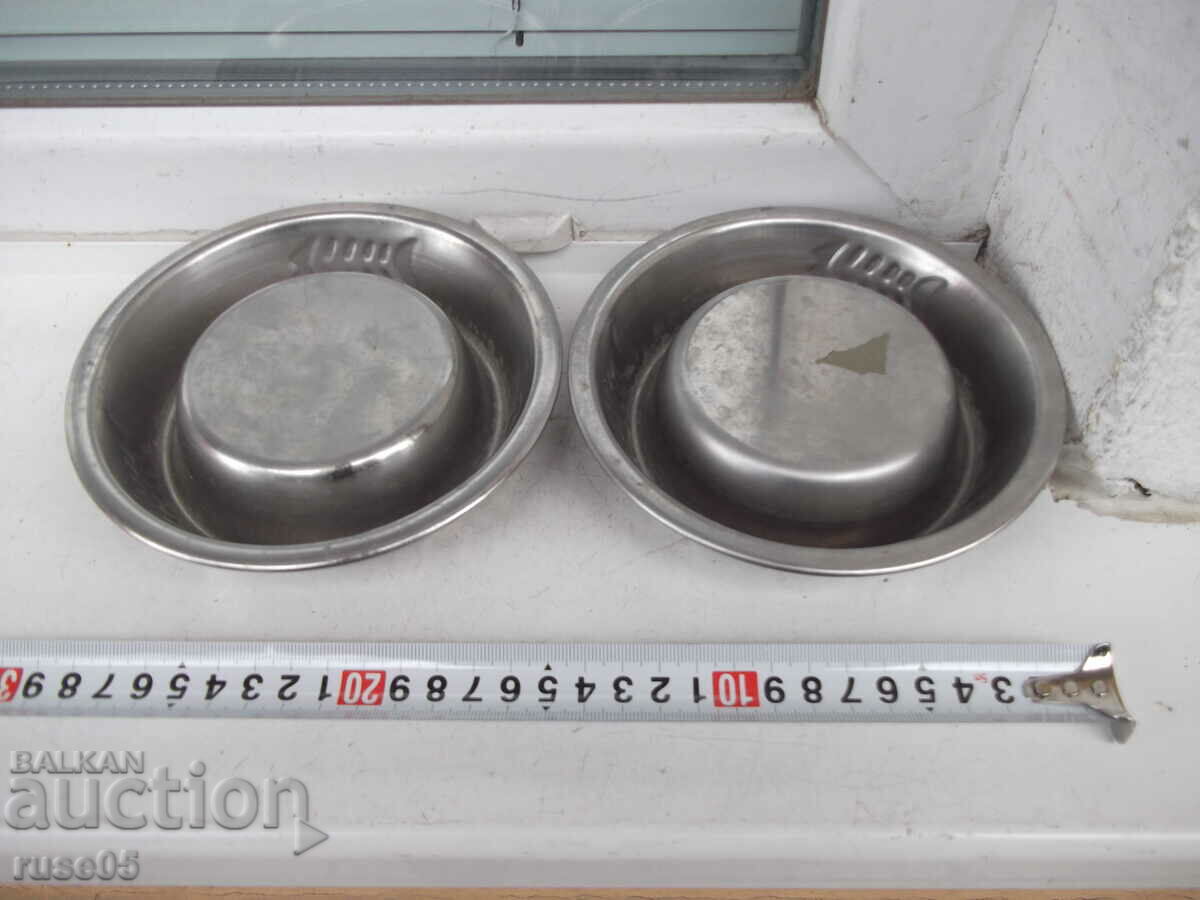 Auction  Lot of 2 pcs. animal food and water bowls