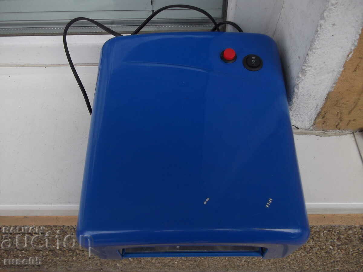 Nail dryer "W-818" working with price 10.00 BGN | € 5.11 Nail dryer "W-818" working with price 10.00 BGN | € 5.11