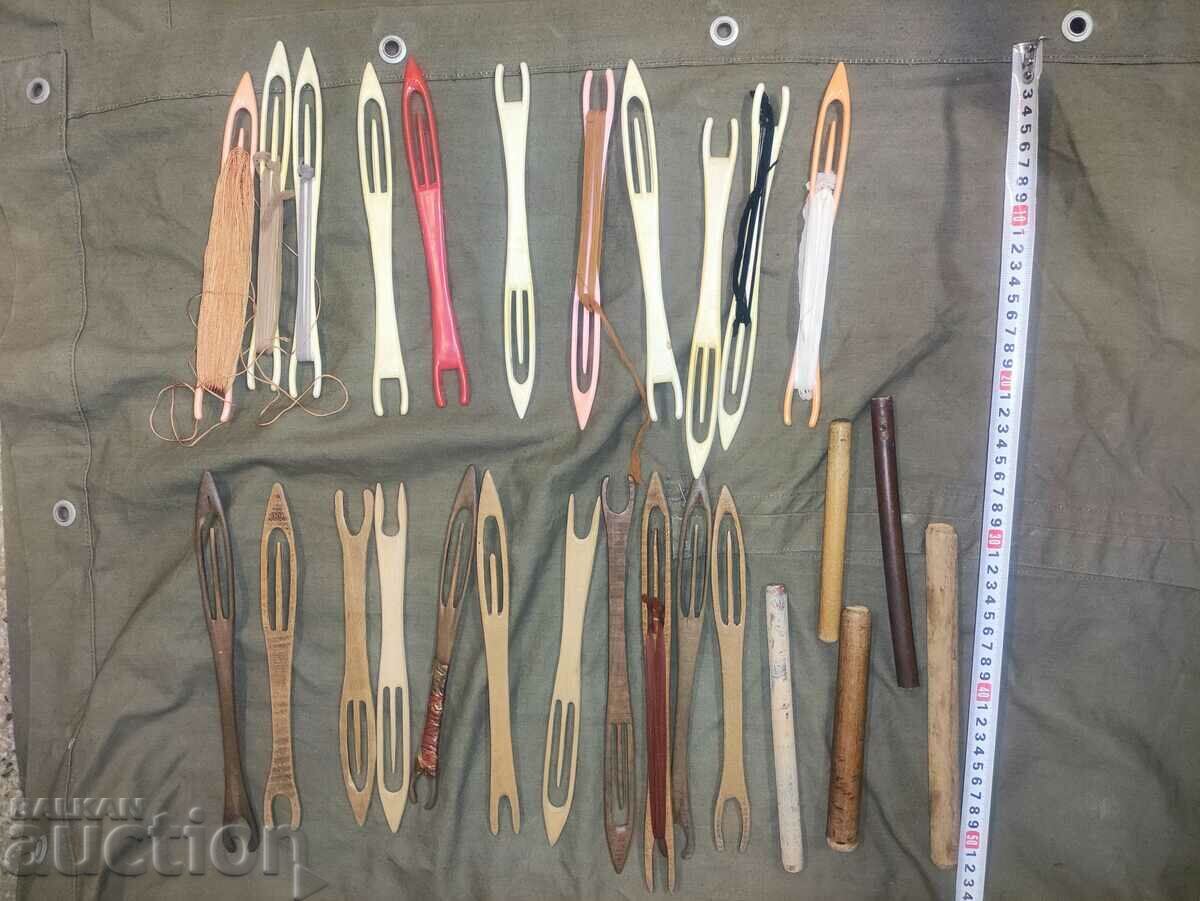 Shuttles, knitting needles, net Shuttles, knitting needles, net