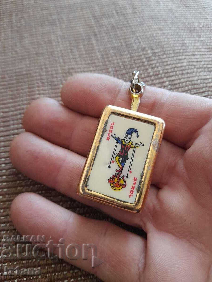 Ένας παλιός αναπτήρας με τιμή 37.00 BGN | € 18.92