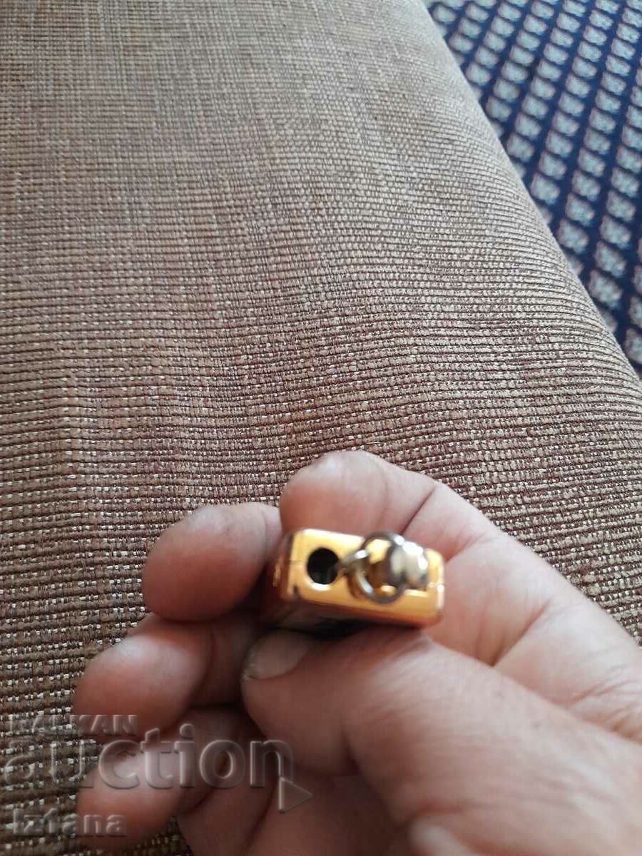 Ένας παλιός αναπτήρας - 6