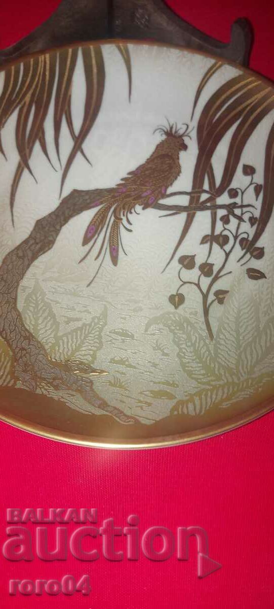 Livrarea PLACĂ PORCELAN - AUR 24K