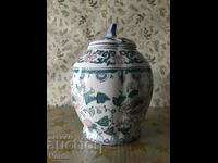 Beautiful pot/vase with lid